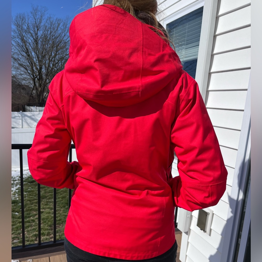 Patagonia H2No Ski Jacket - Picture 2 of 13